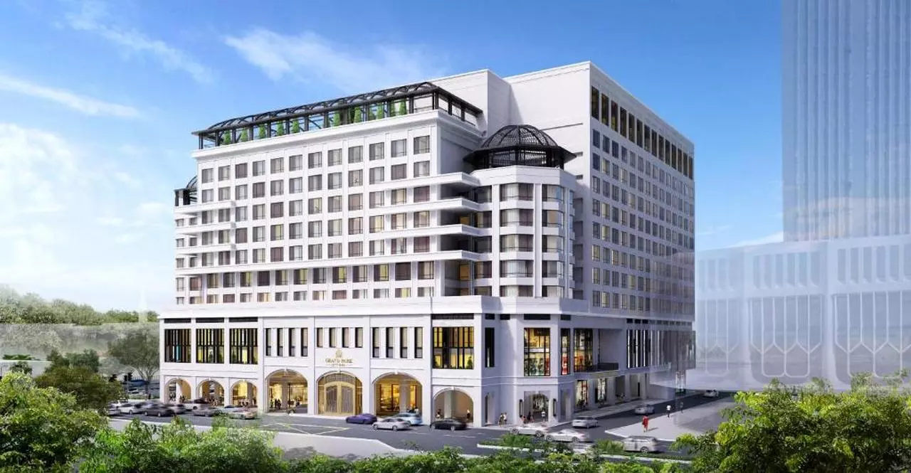 GRANDPARKCITYHALL_SHABAVIZ (5).jpg